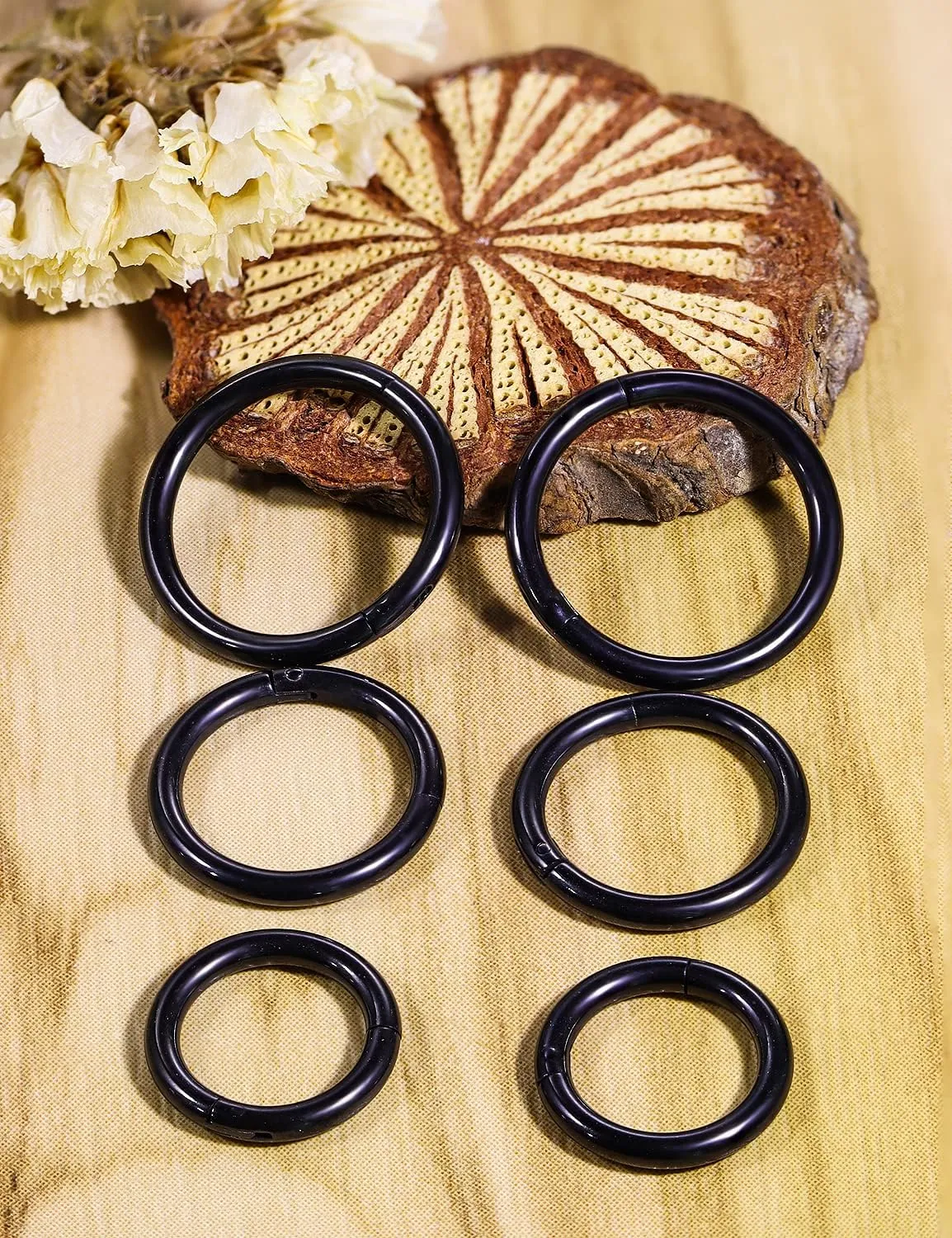 3 Pairs 18G 16G 14G Nose Rings Hoops 316l Surgical Steel Septum Jewelry Hinged Segment Clicker Ring Lip Ring Cartilage Tragus Rook Earrings Hoop 6mm 8mm 10mm 12mm Silver Black for Women Men