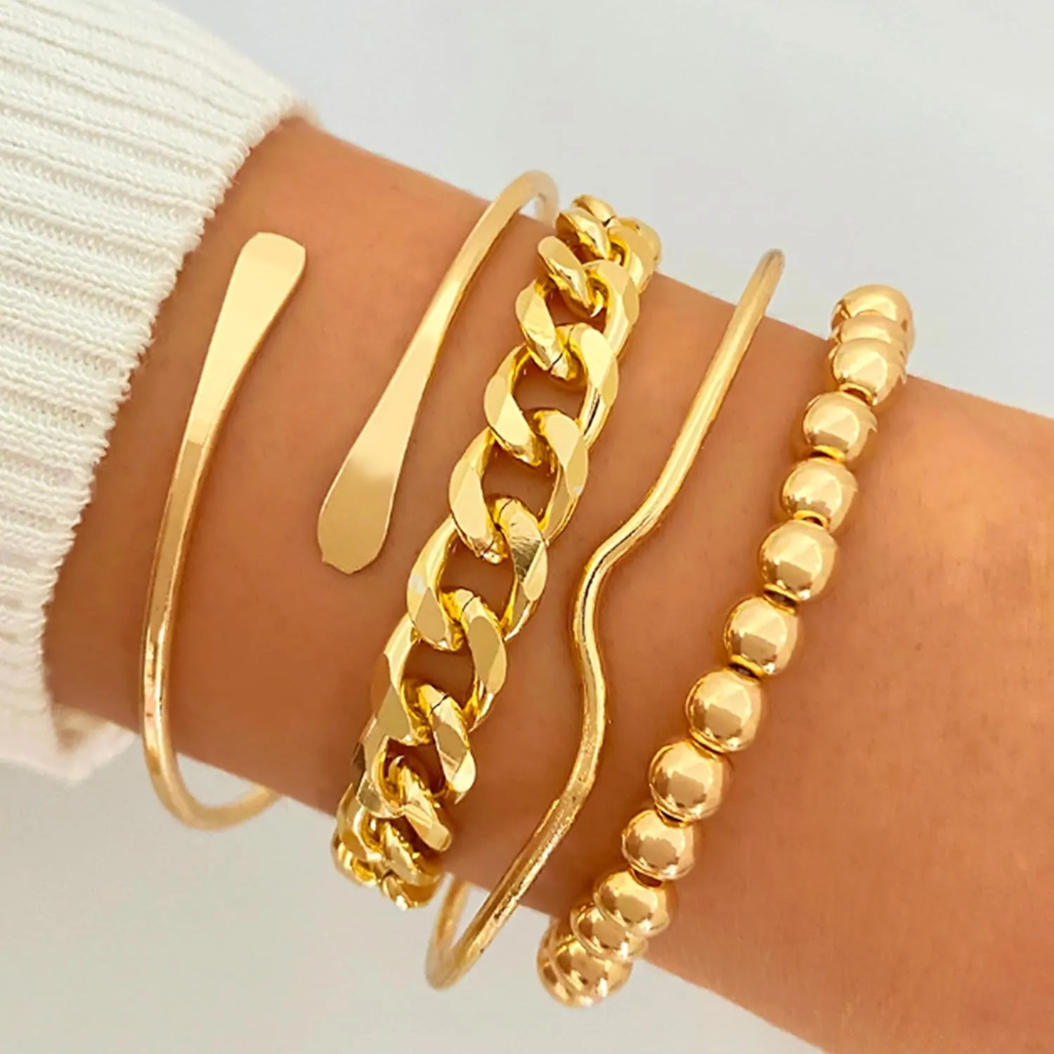 5pcs Chunky Gold Bracelets Stack Chunky Gold Cuff Bangles for Women Non Tarnish Dainty Silver Chain Bracelet Layered Snake Chain Cuban Link Bracelets Pack for Women Trendy 2025