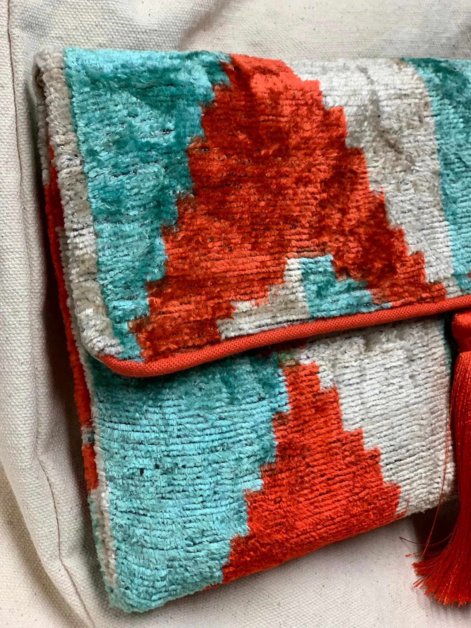 7.19 Velvet Handclutches-Lizzie Lou