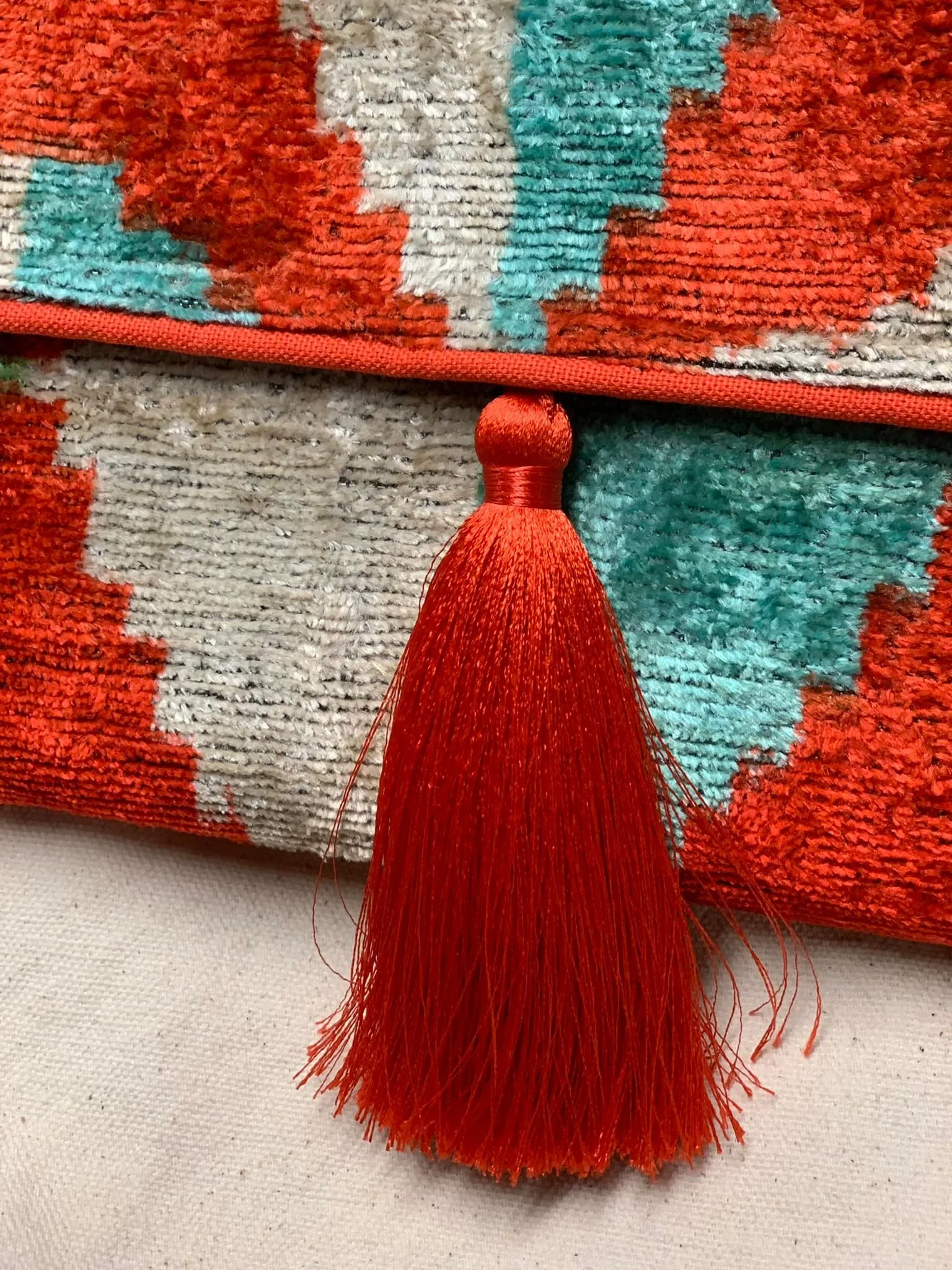 7.19 Velvet Handclutches-Lizzie Lou