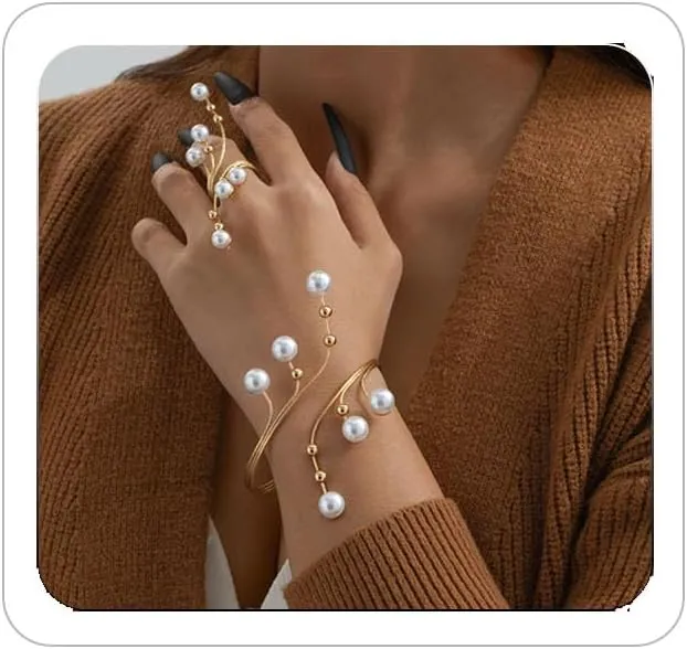 Chunky Cuff Bracelets Rings For Women Rhinestone Pearls Bracelet Ring Set Gold Chunky Bangle Bracelets Rings Set Prom Jewelry Sets for Women