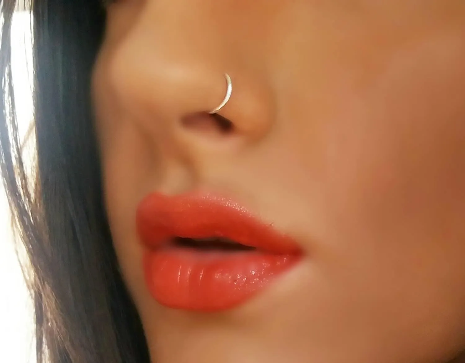 D.Bella 18G Nose Rings for Women Nose Rings Studs Stainless Steel L-Shaped Nose Studs Screw Nose Piercing Jewelry