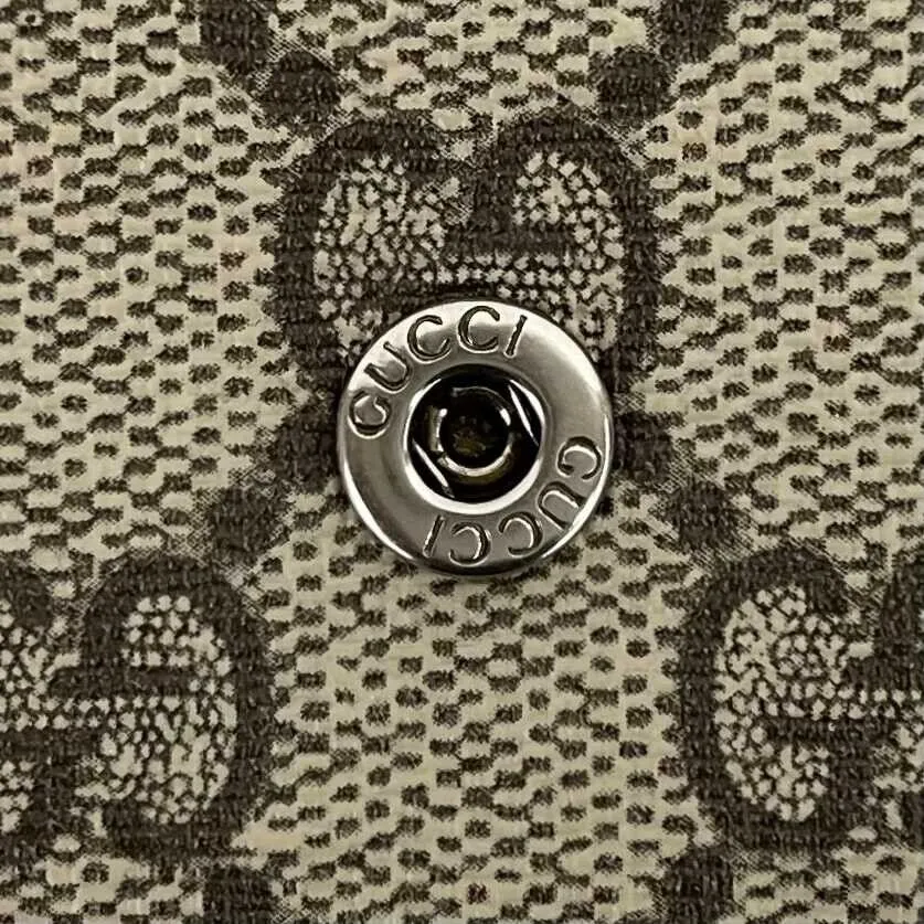 Gucci - Excellent Dionysus GG Canvas Supreme Clutch Crossbody - Beige / Silver