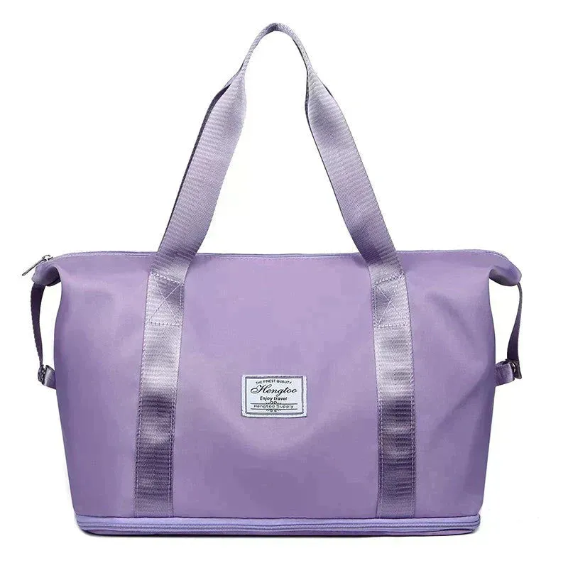 Livia | Waterproof travel bag with ample storage space