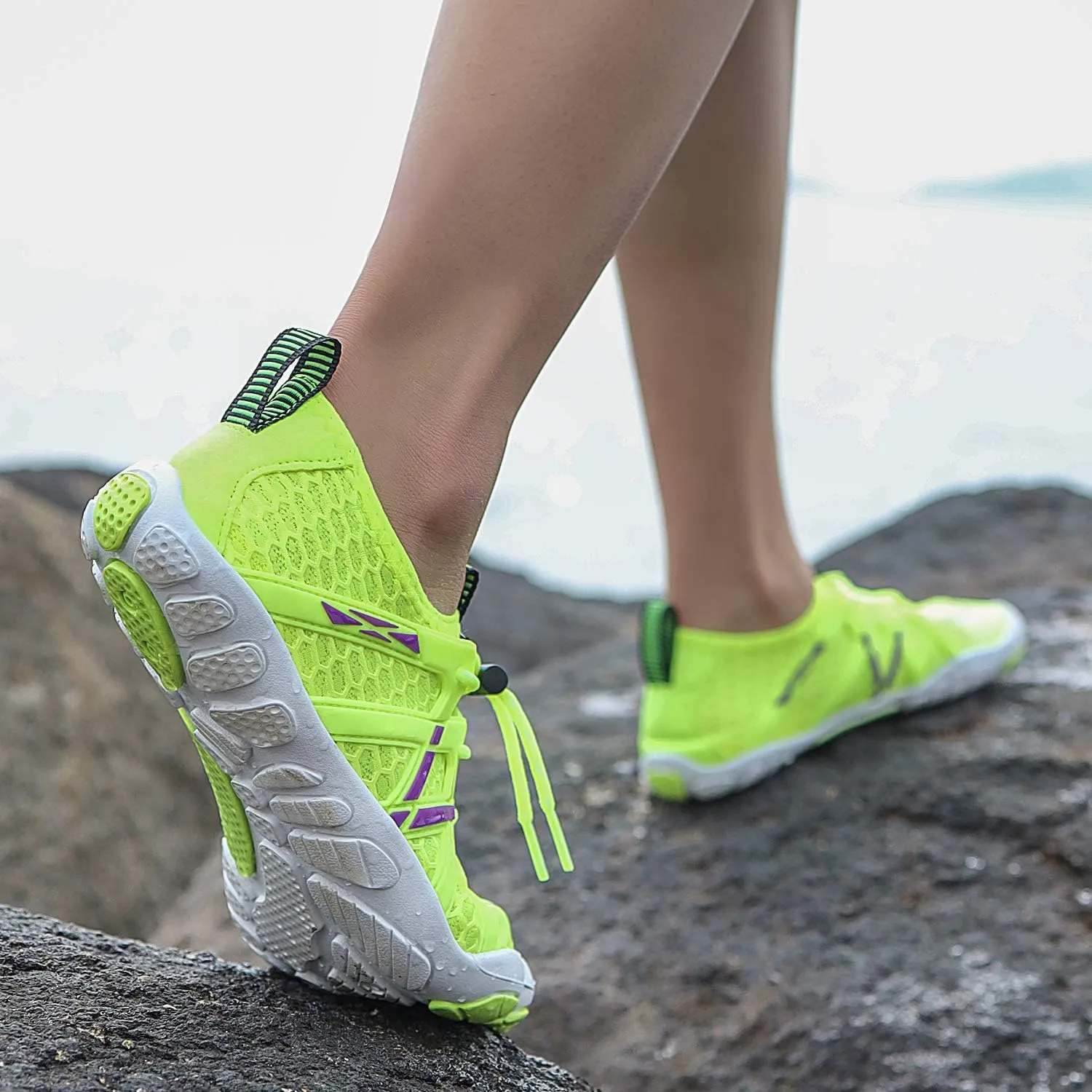 Men Women Water Sports Shoes Slip-on Quick Dry Aqua Swim Shoes for Pool Beach Surf Walking Water Park