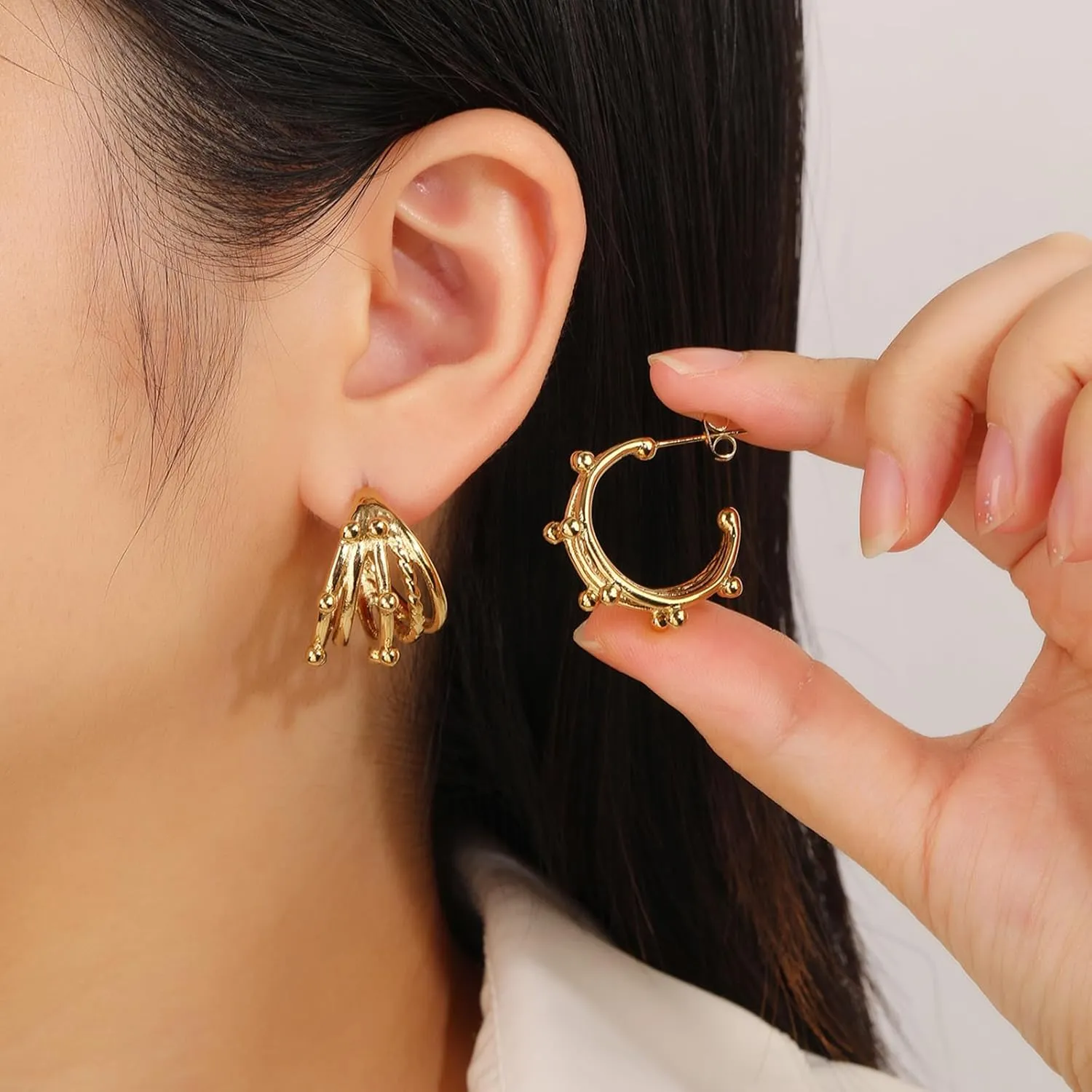 Pearl Stud Earrings for Women 18K Gold Plated Dainty Small Cubic Zirconia Pearl Stud Earrings Lightweight Beaded Pearl Earrings