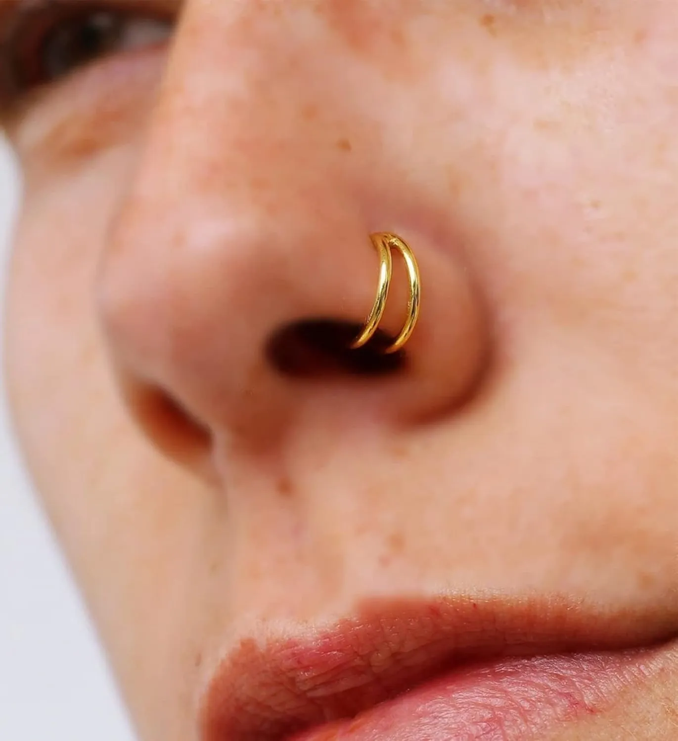 QWALIT Fake Nose Ring Gold Fake Septum Ring Hoop Silver Faux Septum Piercing Clip on Lip Ring Stick on Nose Stud Non Piercing Ear Earring Cuffs Gold Lip Cuff Non Pierced