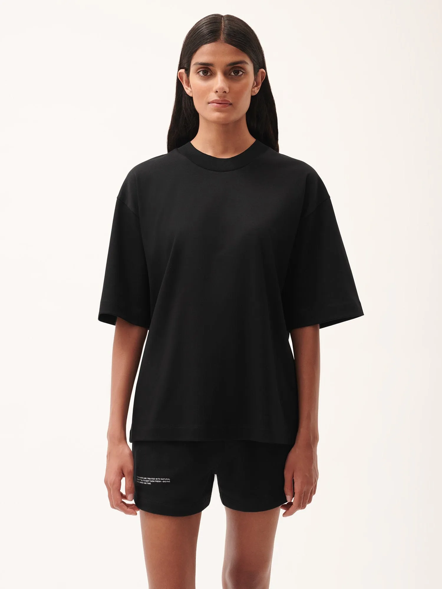 Womens DNA Oversized T-Shirtblack