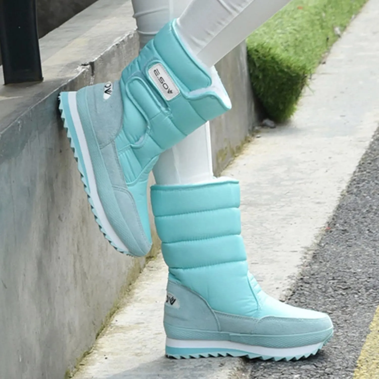 Women's Snow Boots Waterproof Platform Winter Boots Anti-slip Fur Lined Booties Lightweight Slip on Ankle Boots Comfortable Winter Shoes Trekking Shoes